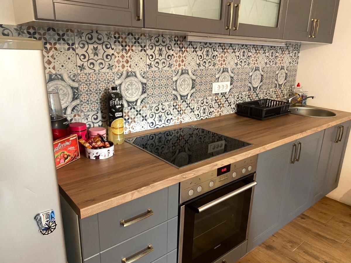 Apartman Ann II Pančevo Buitenkant foto